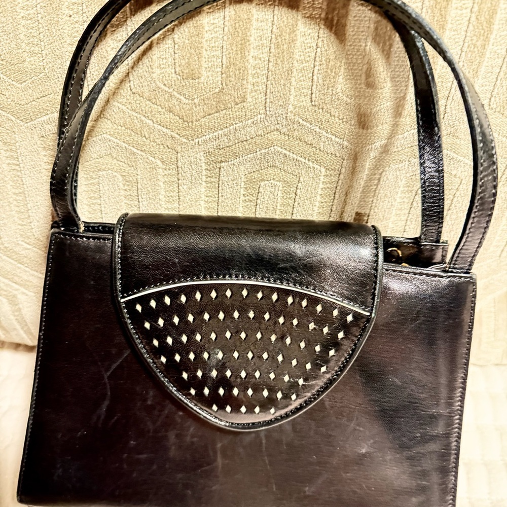 Vintage St John Italian Black Leather Designer
X Body Purse